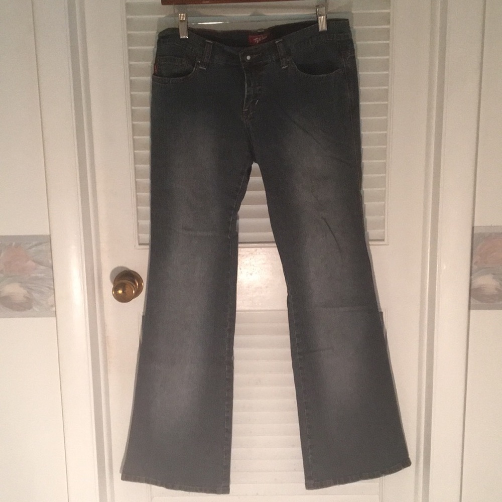 😍3 FOR $15🥳 Tyte Jeans